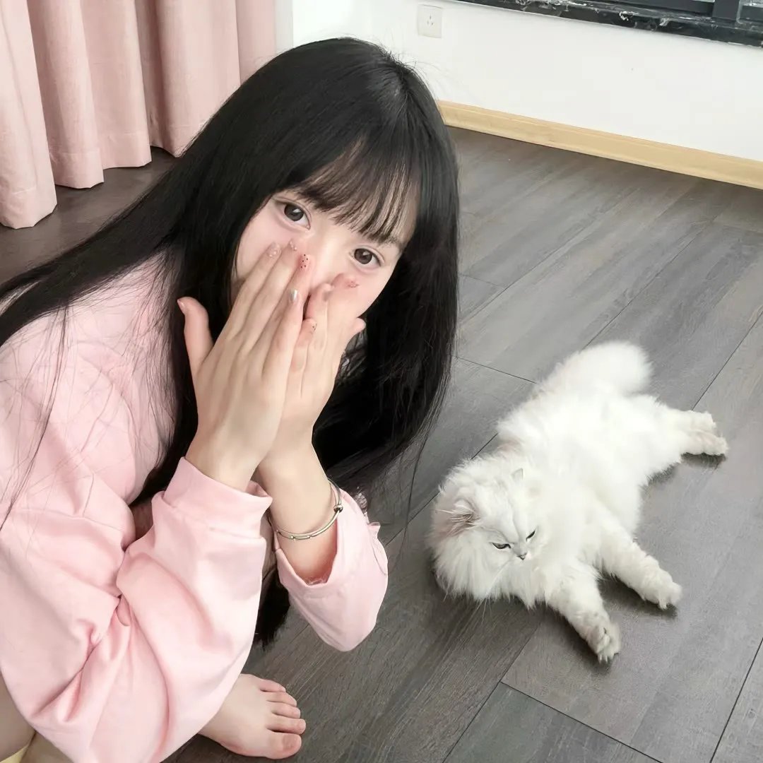 墙里的女人